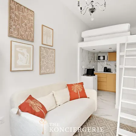 شقة Elegant Avec Mezzanine *