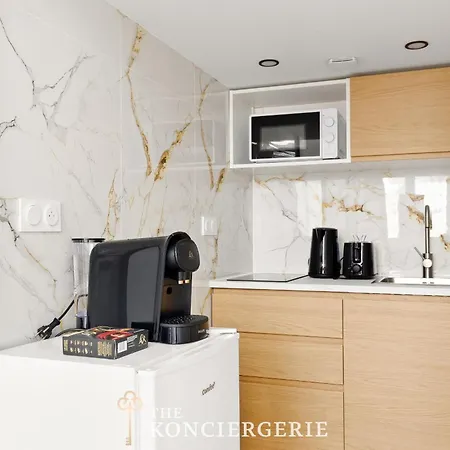 Elegant Avec Mezzanine شقة باريس